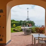 Bed & Breakfast Etelka 4*
