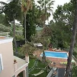Etelka Bed & Breakfast 4*