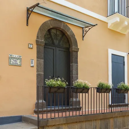 Alojamento de Acomodação e Pequeno-almoço Etelka Aci Castello