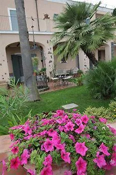 Bed and Breakfast Etelka 4*