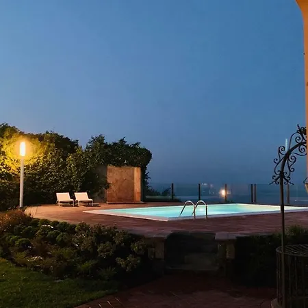 Etelka 4* Aci Castello