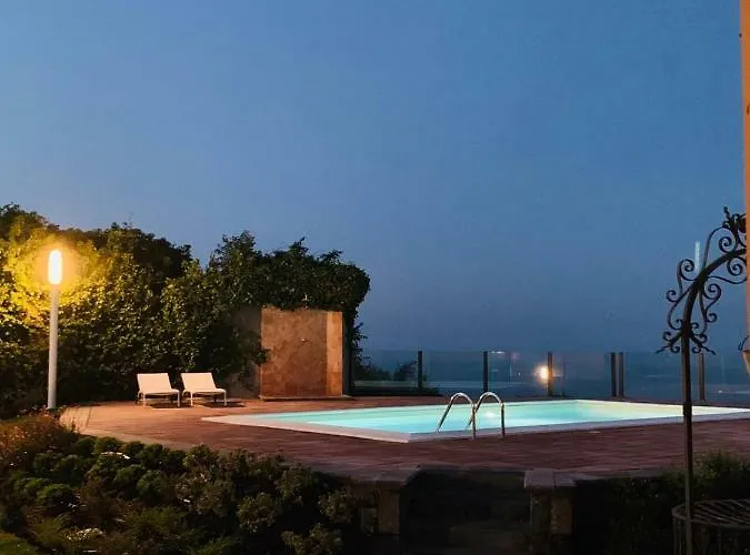 Etelka 4* Aci Castello